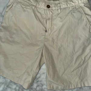 Burberry Men Shorts (30W) 8Inch Khaki Shorts - small cut in backside